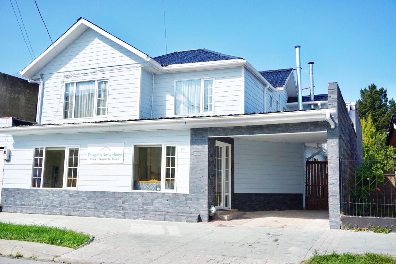 Patagonia Swiss House Hotel Puerto Natales Exterior photo